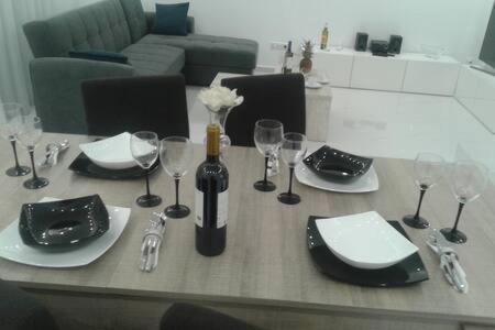 Despina'S Luxury Apt Downtown Iraklio Eksteriør bilde